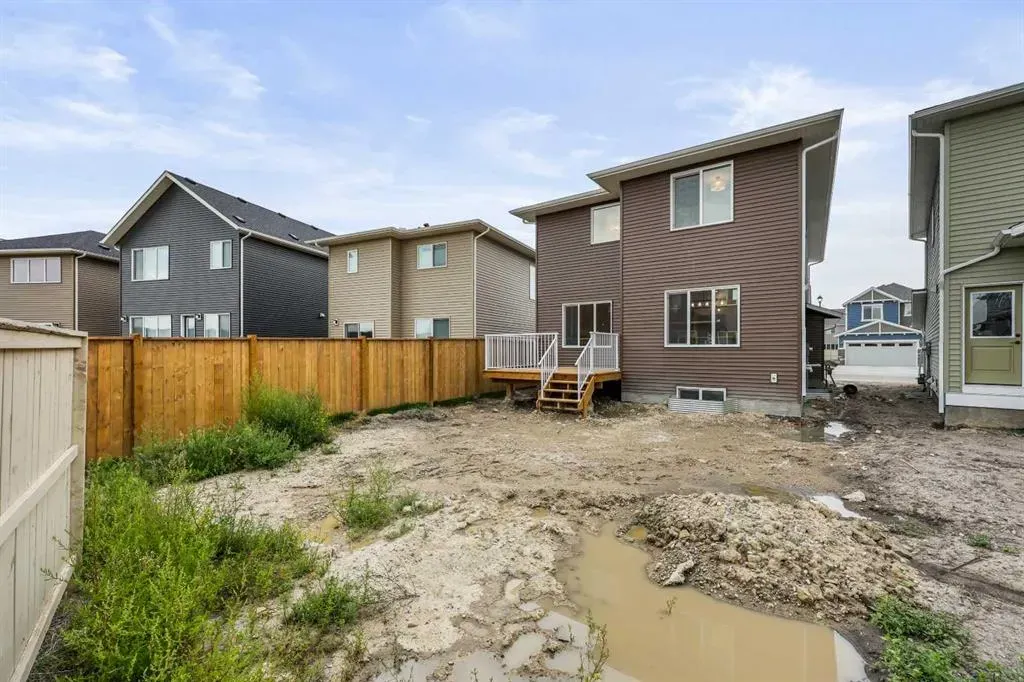 533 Baywater Manor SW