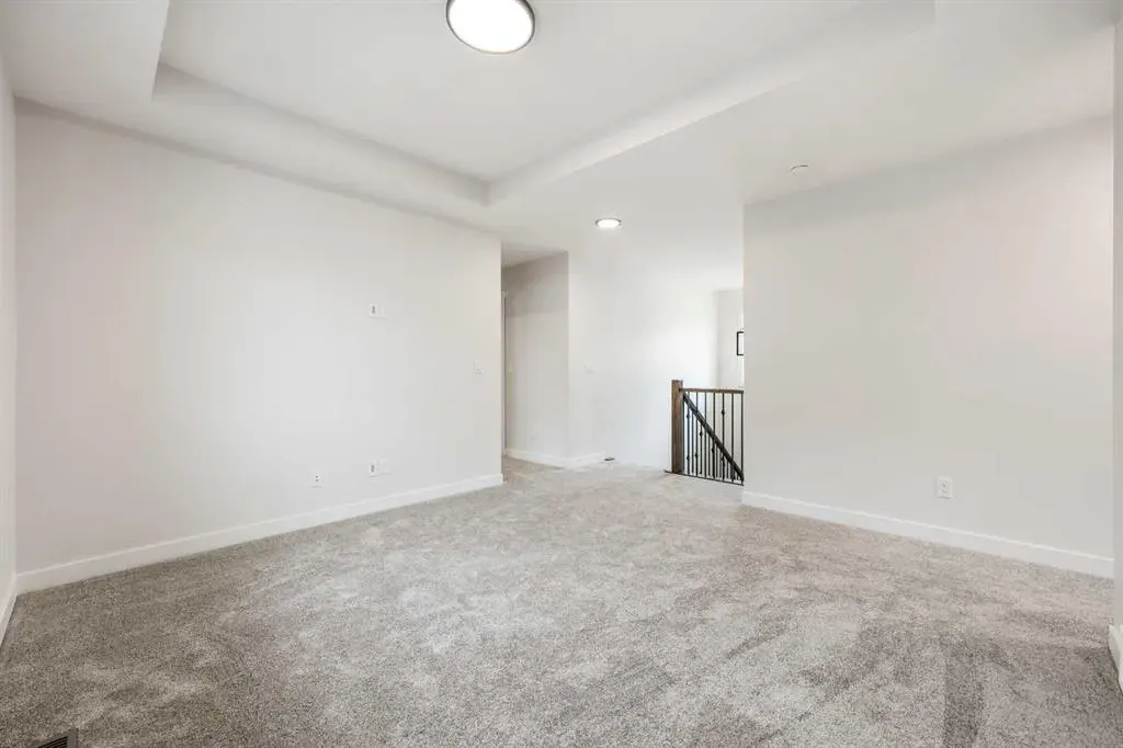 533 Baywater Manor SW