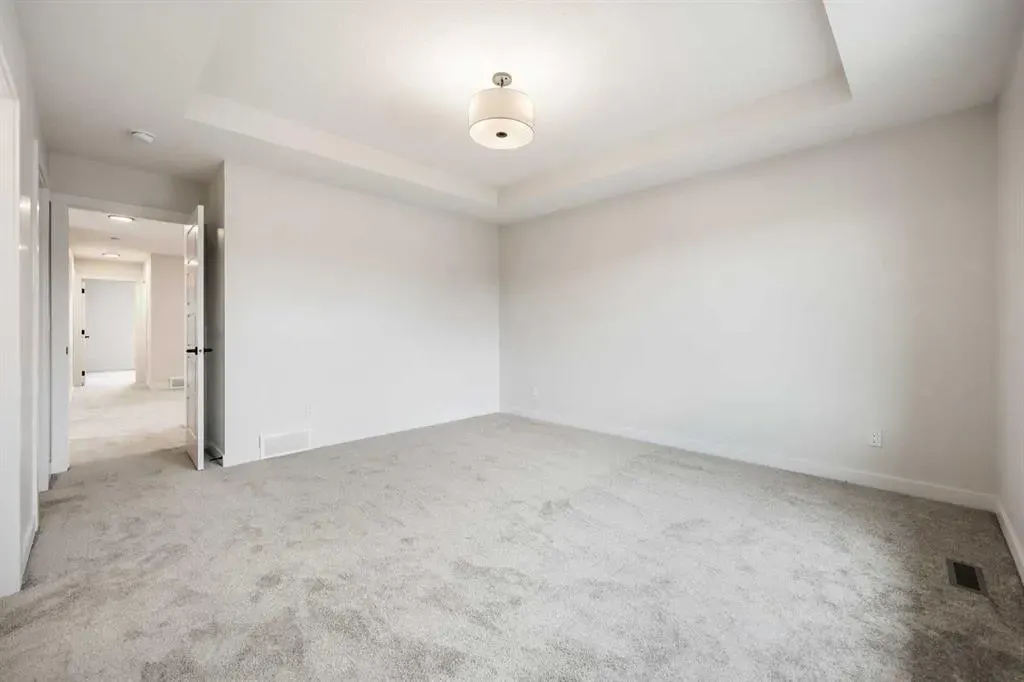 533 Baywater Manor SW
