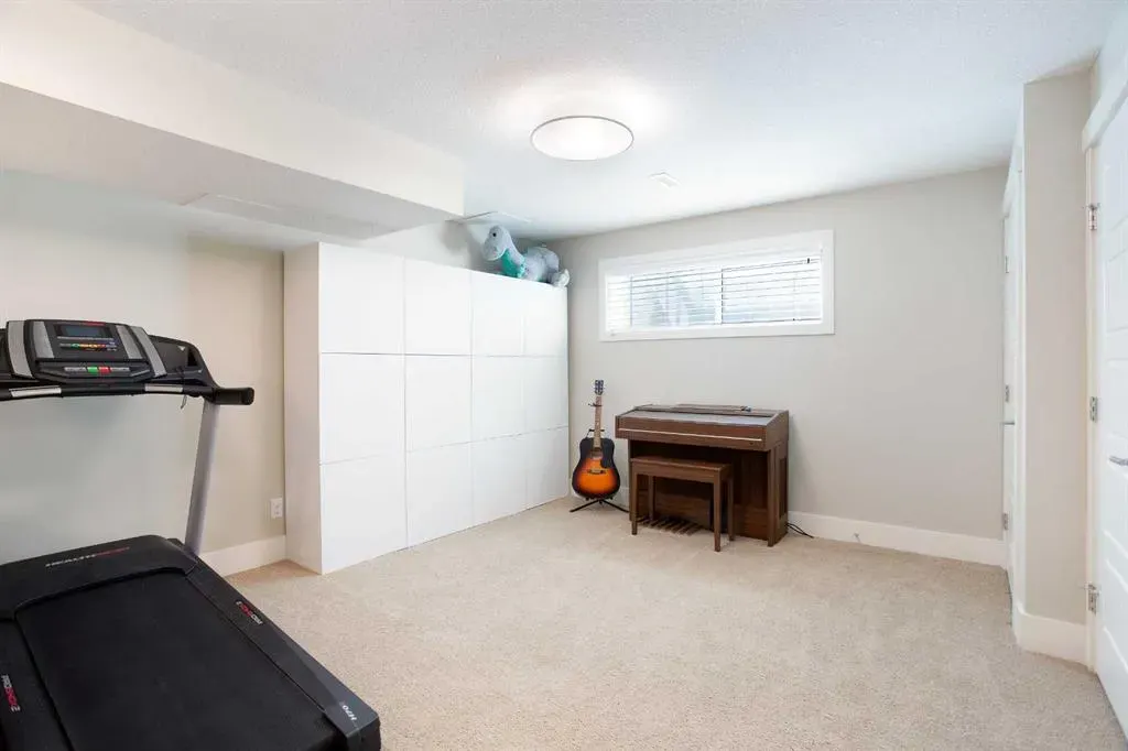 548 Quarry Park Boulevard SE
