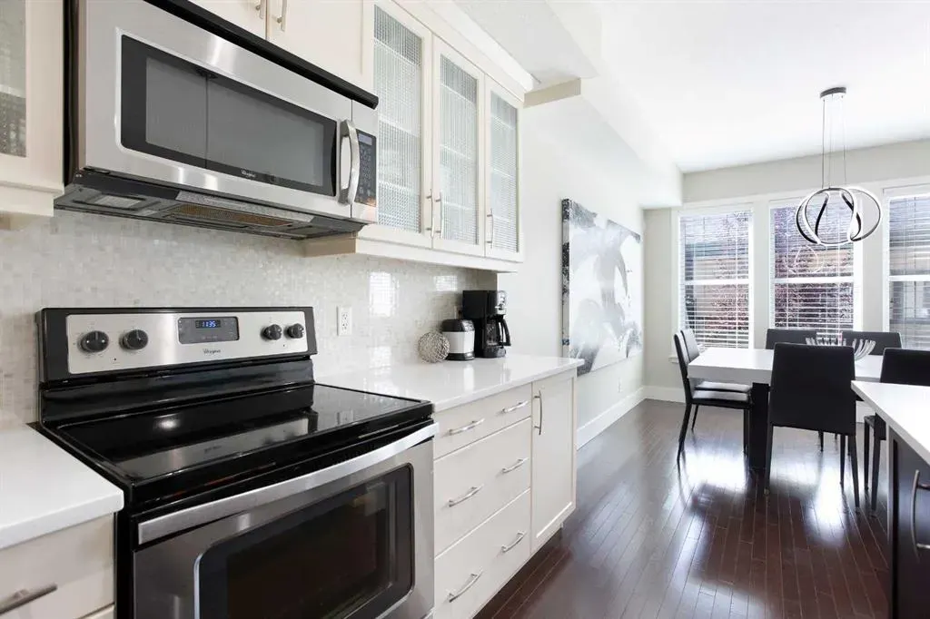 548 Quarry Park Boulevard SE