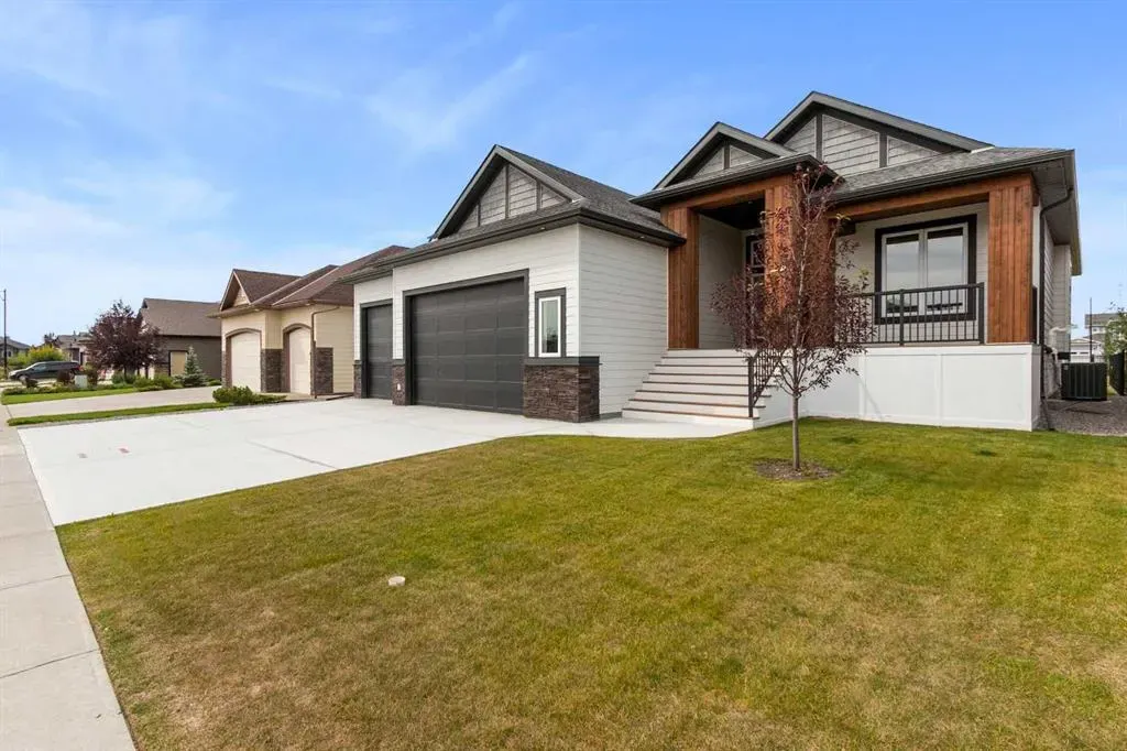 6 Harrison Green