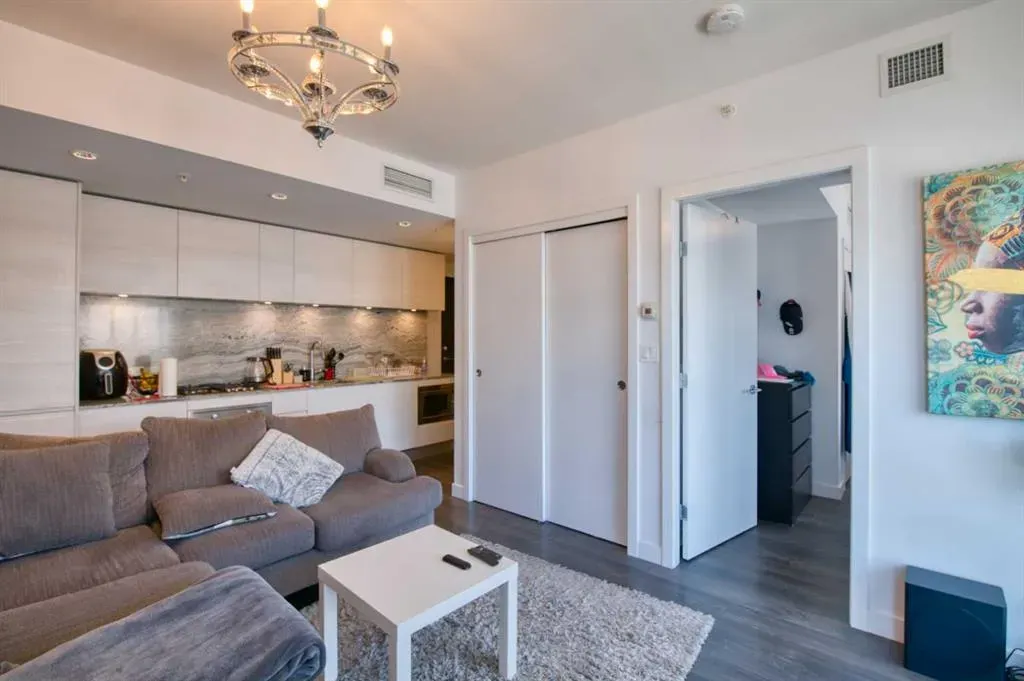 310 12 Avenue SW, #2803