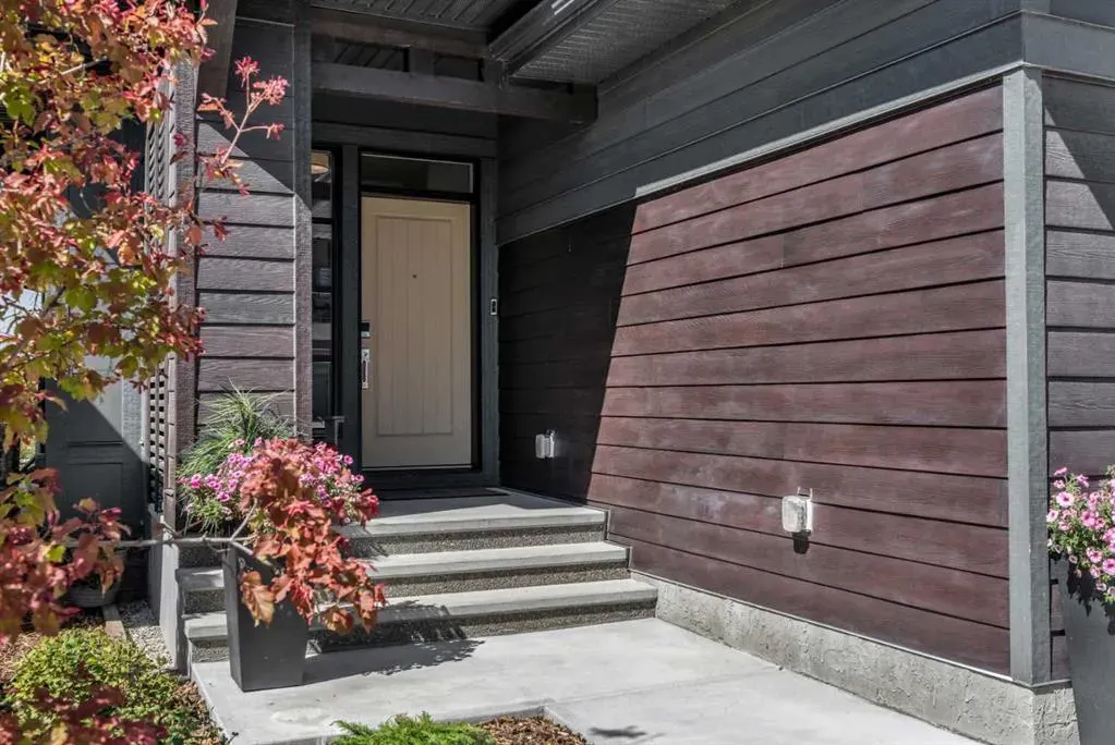 111 Marina Cove SE