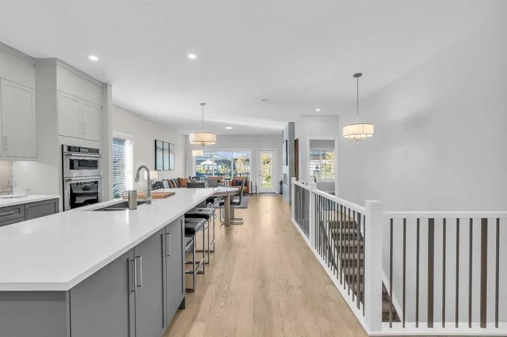 111 Marina Cove SE
