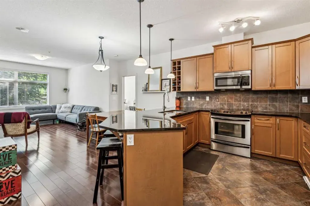 35 Aspenmont Heights SW, #243