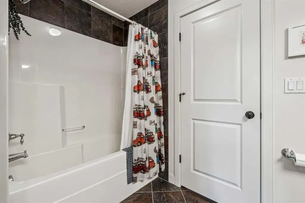 35 Aspenmont Heights SW, #243