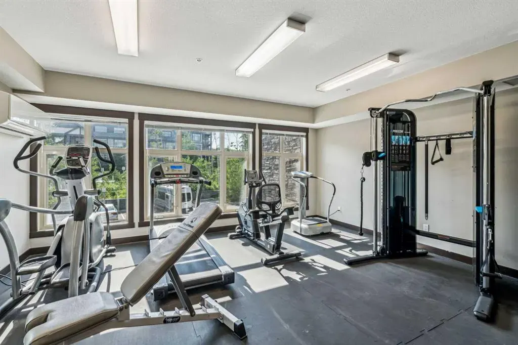 35 Aspenmont Heights SW, #243