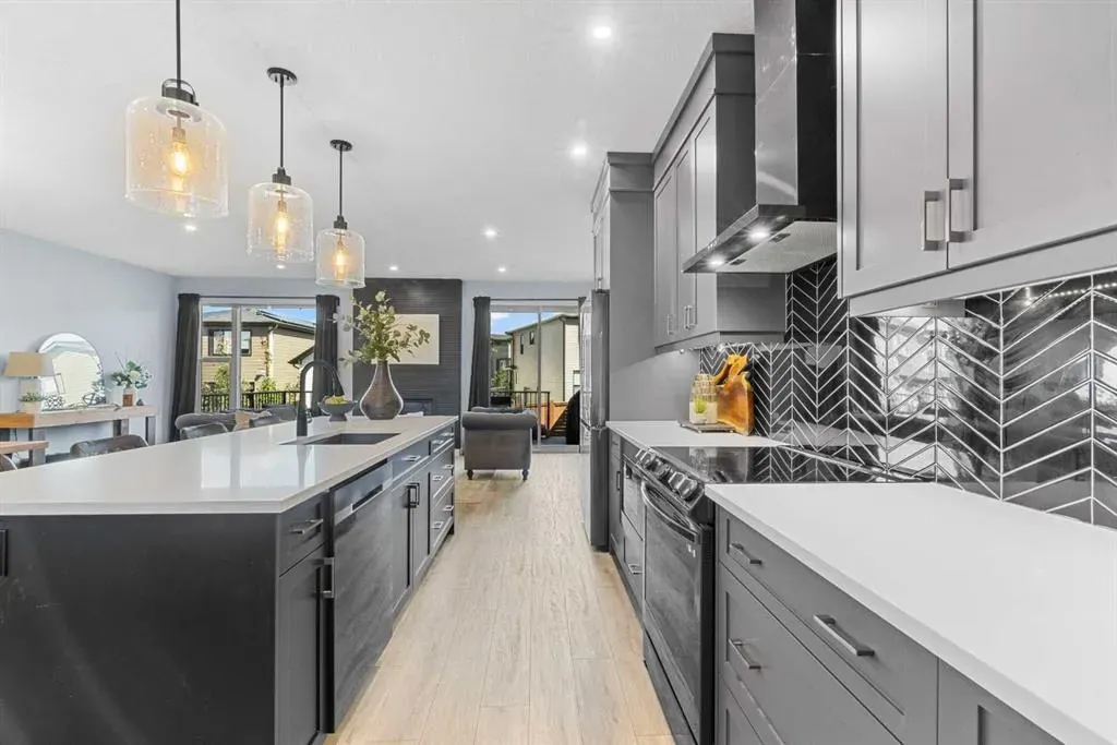 20 Rowley Rise NW