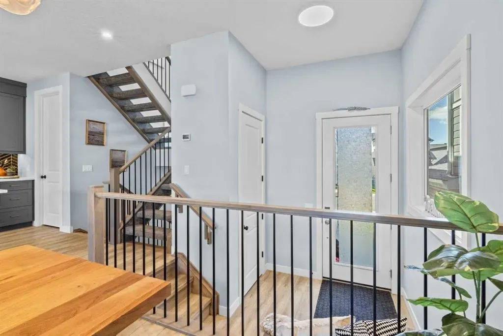20 Rowley Rise NW