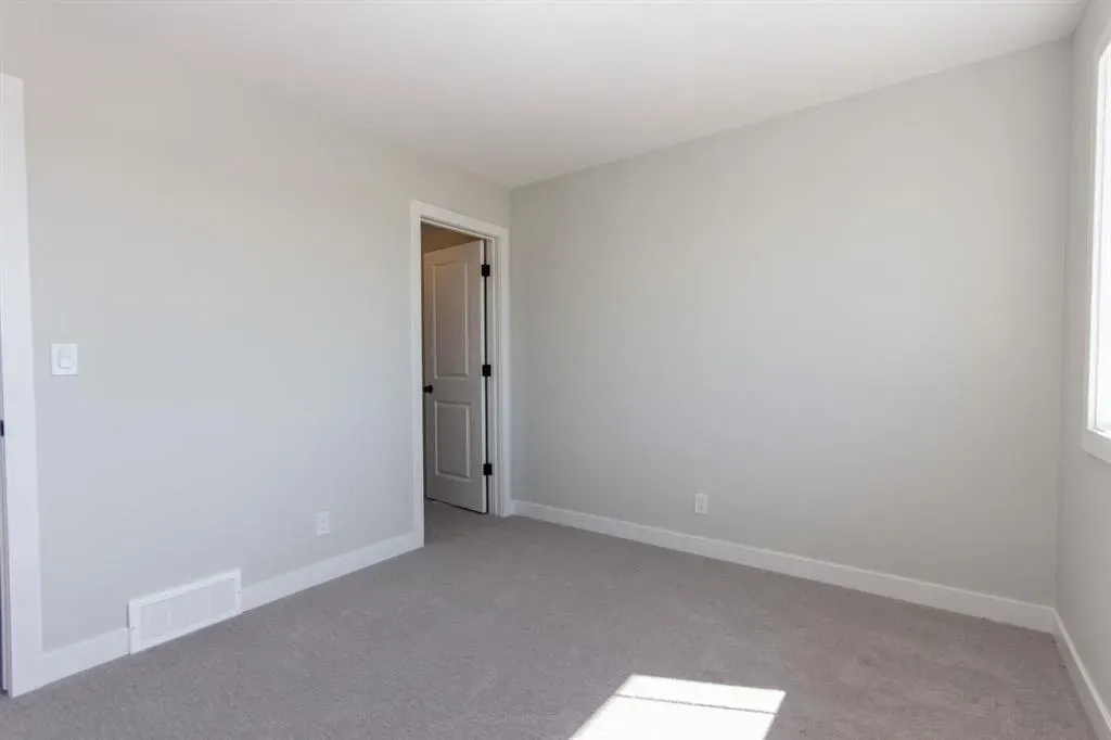 75 Bardwell Way