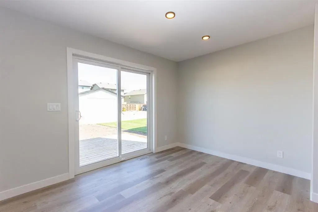 75 Bardwell Way