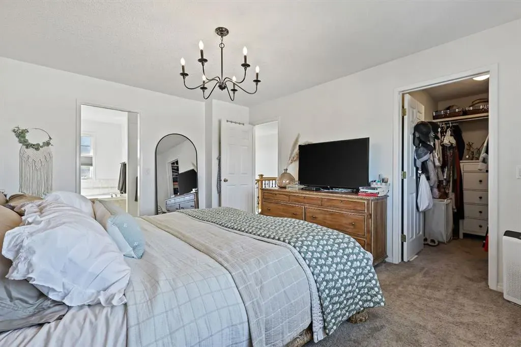 44 Cimarron Crescent