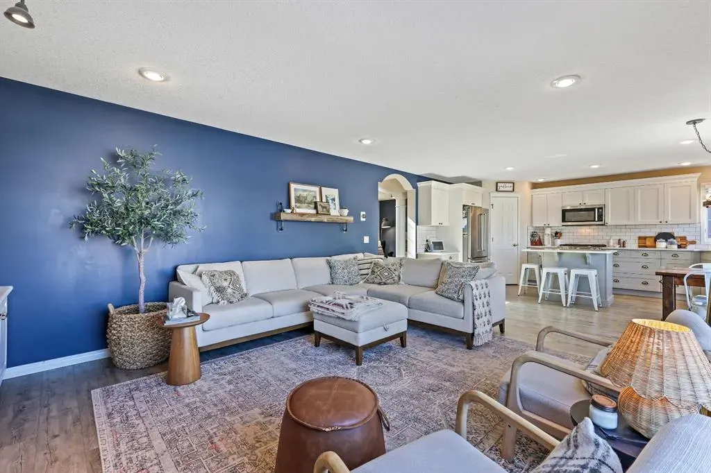 44 Cimarron Crescent