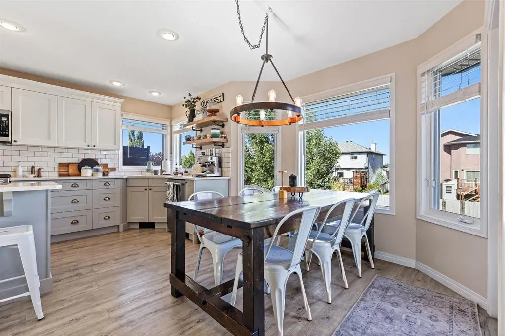 44 Cimarron Crescent