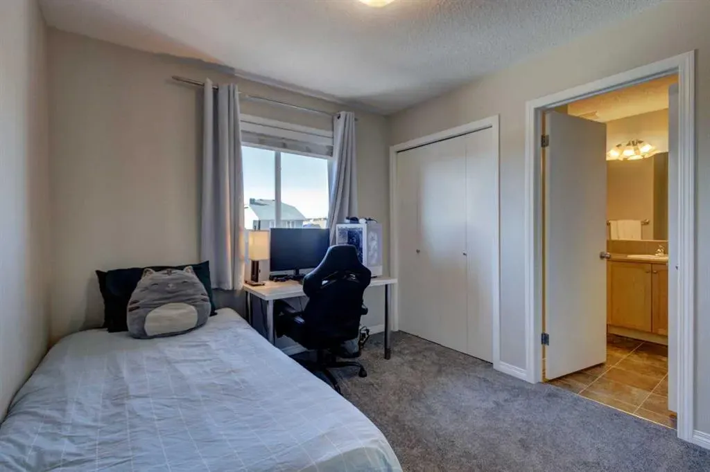 2062 New Brighton Gardens SE