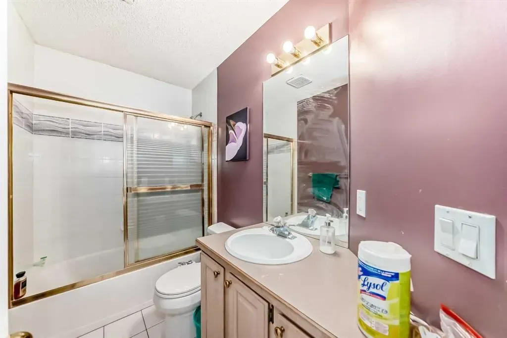 145 Edgeview Road NW