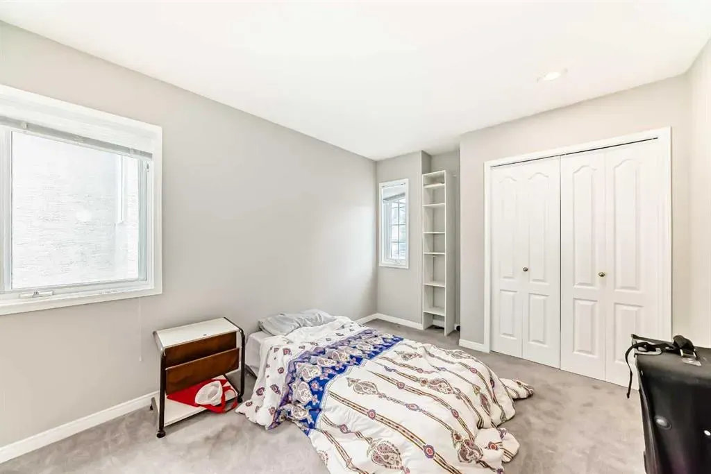 145 Edgeview Road NW