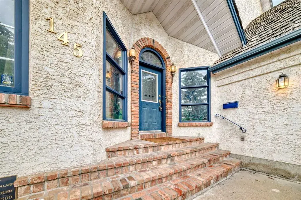 145 Edgeview Road NW