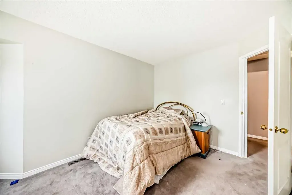 145 Edgeview Road NW
