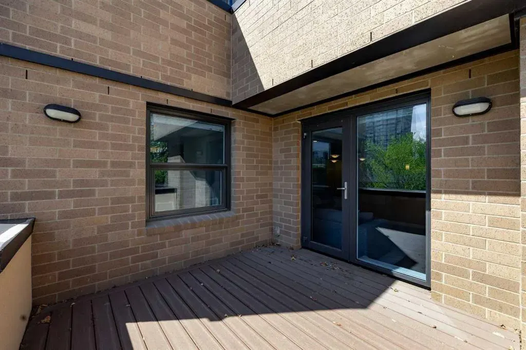 303 13 Avenue SW, #203
