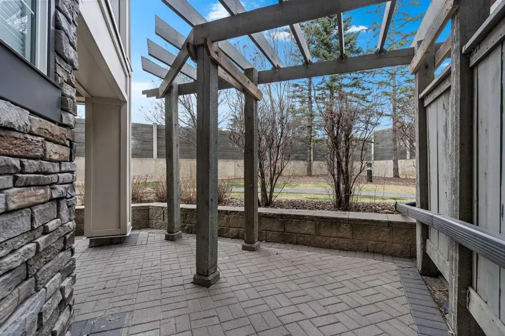 35 Richard Court SW, #113
