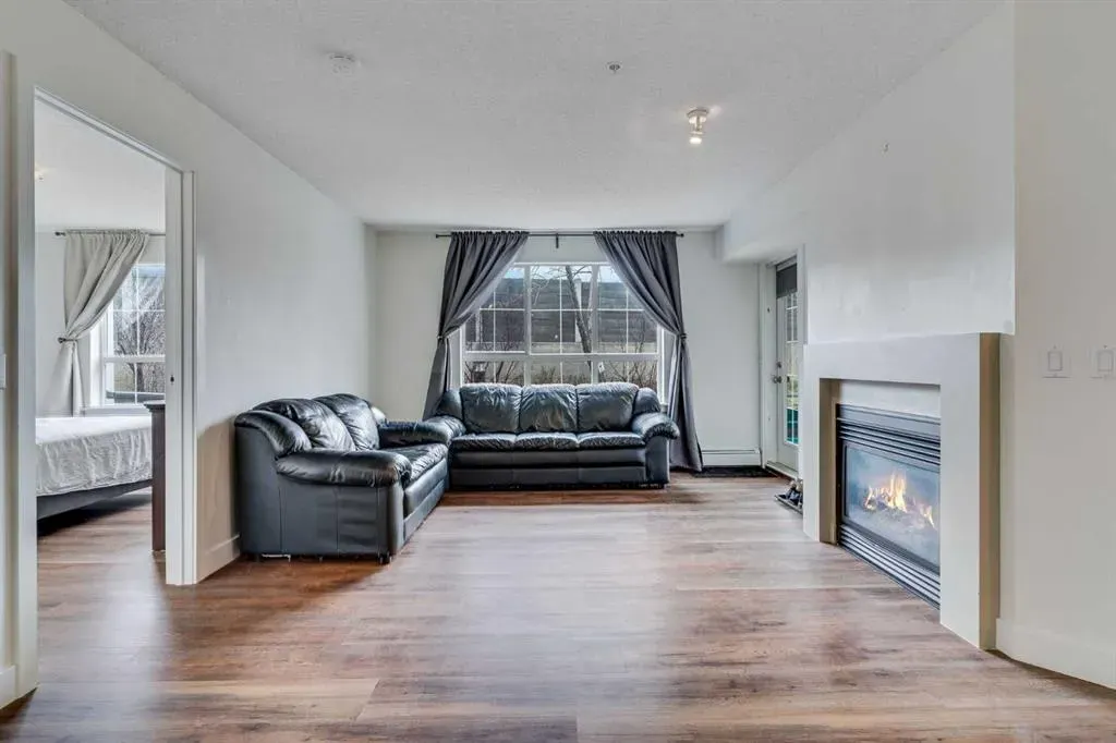 35 Richard Court SW, #113