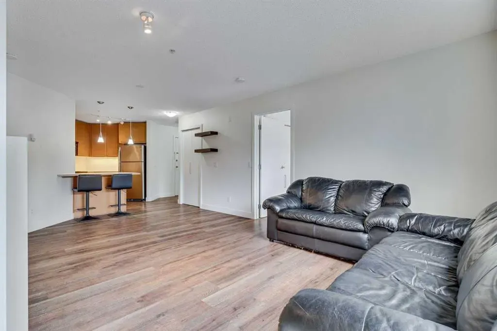 35 Richard Court SW, #113