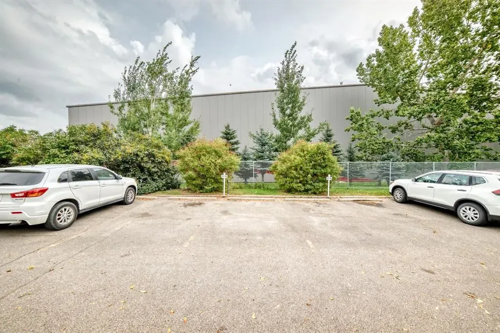 251 90 Avenue SE, #90