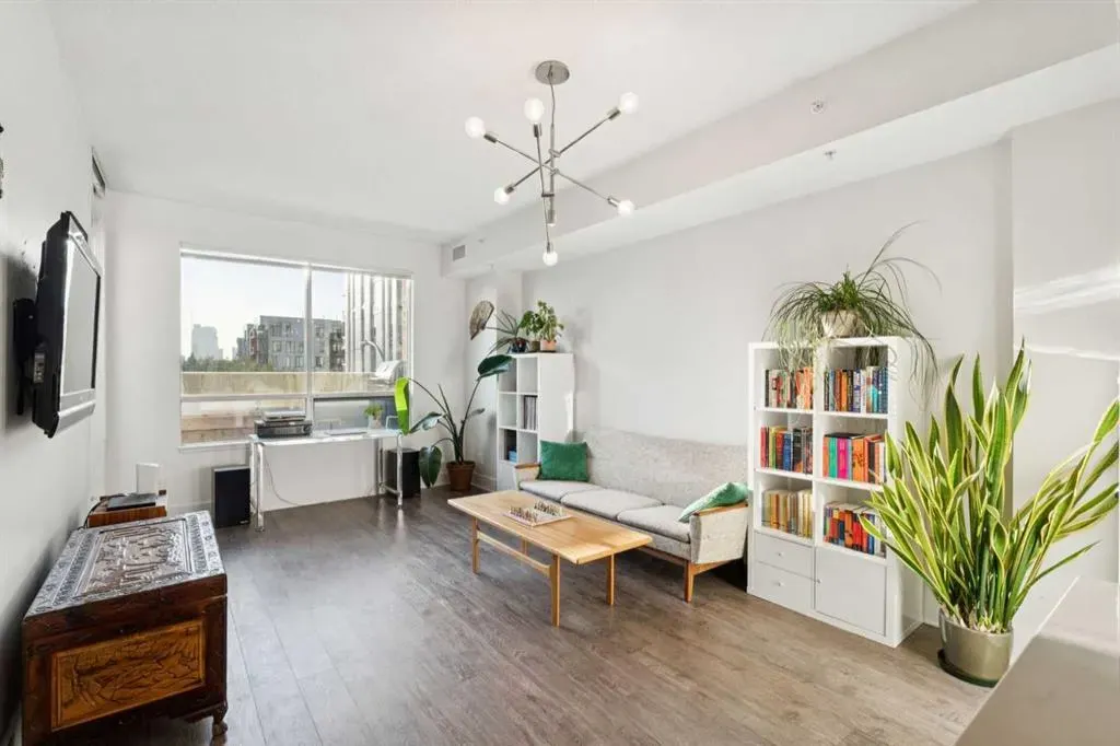 38 9 Street NE, #314