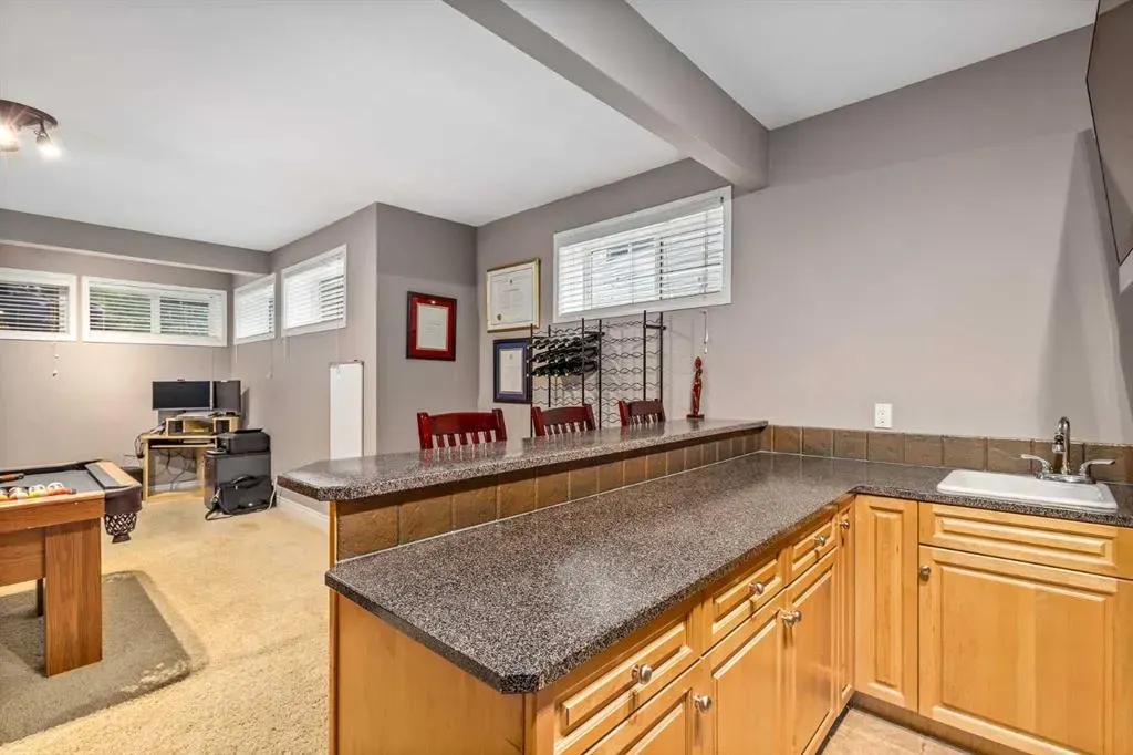 64 Douglasdale Crescent SE