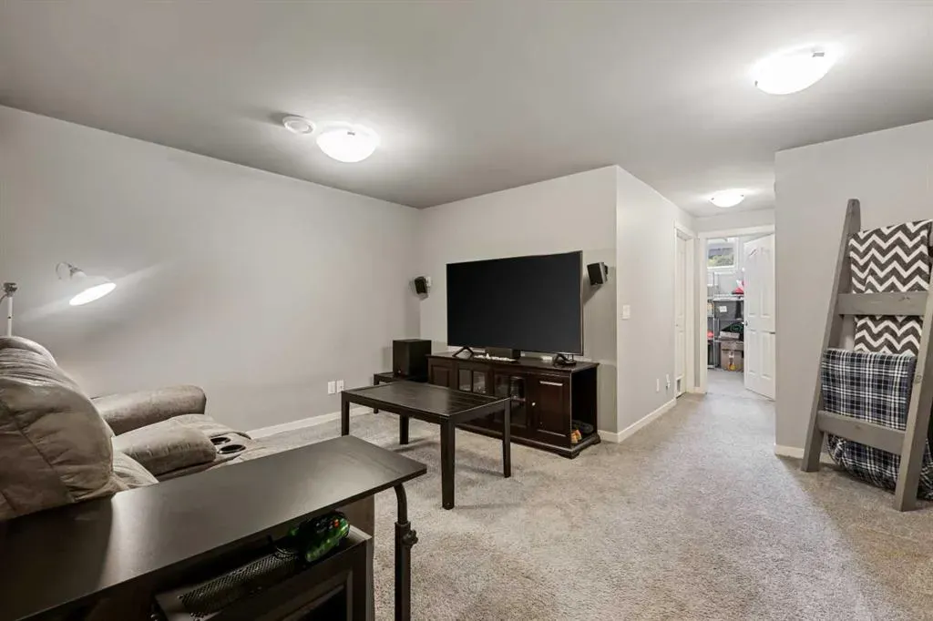 103 Masters Heights SE
