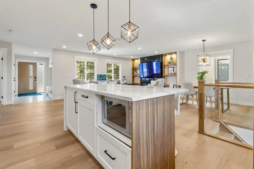 119 Silver Brook Road NW