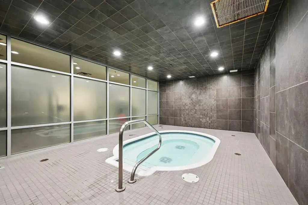210 15 Avenue SE, #2104