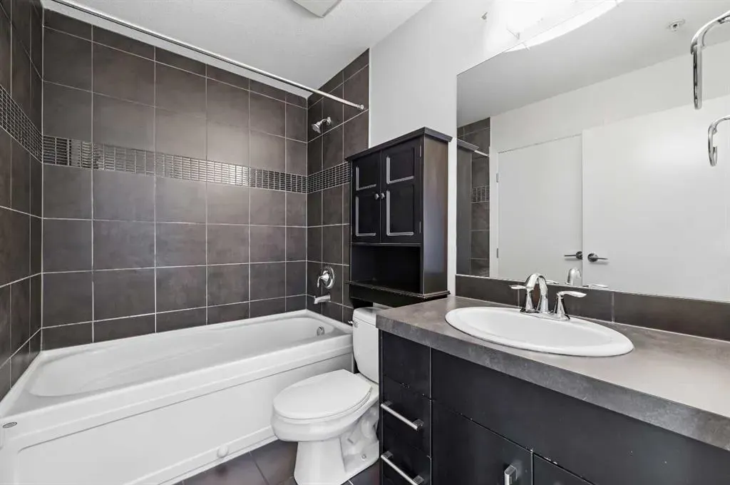 210 15 Avenue SE, #2104