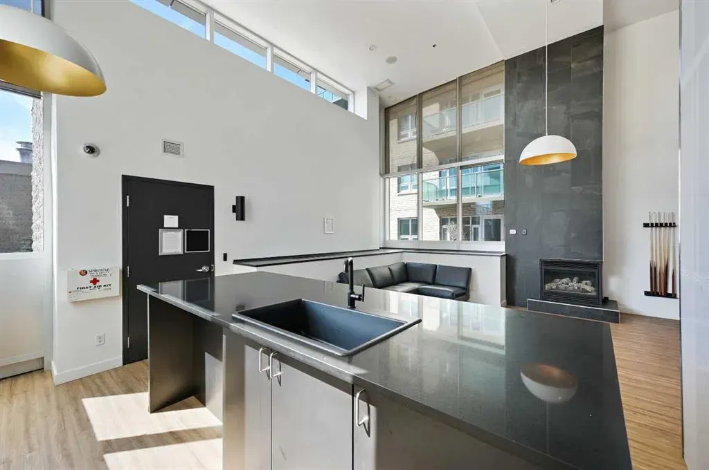 210 15 Avenue SE, #2104