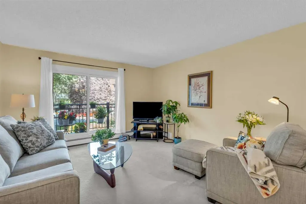 723 57 Avenue SW, #222