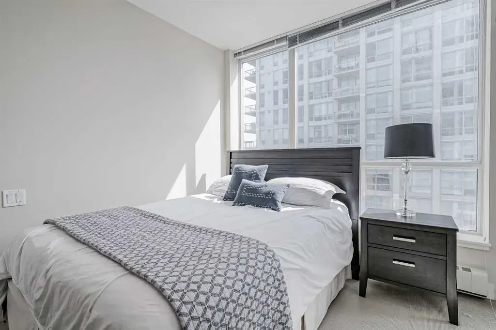 222 Riverfront Avenue SW, #1325