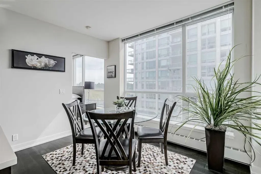 222 Riverfront Avenue SW, #1325