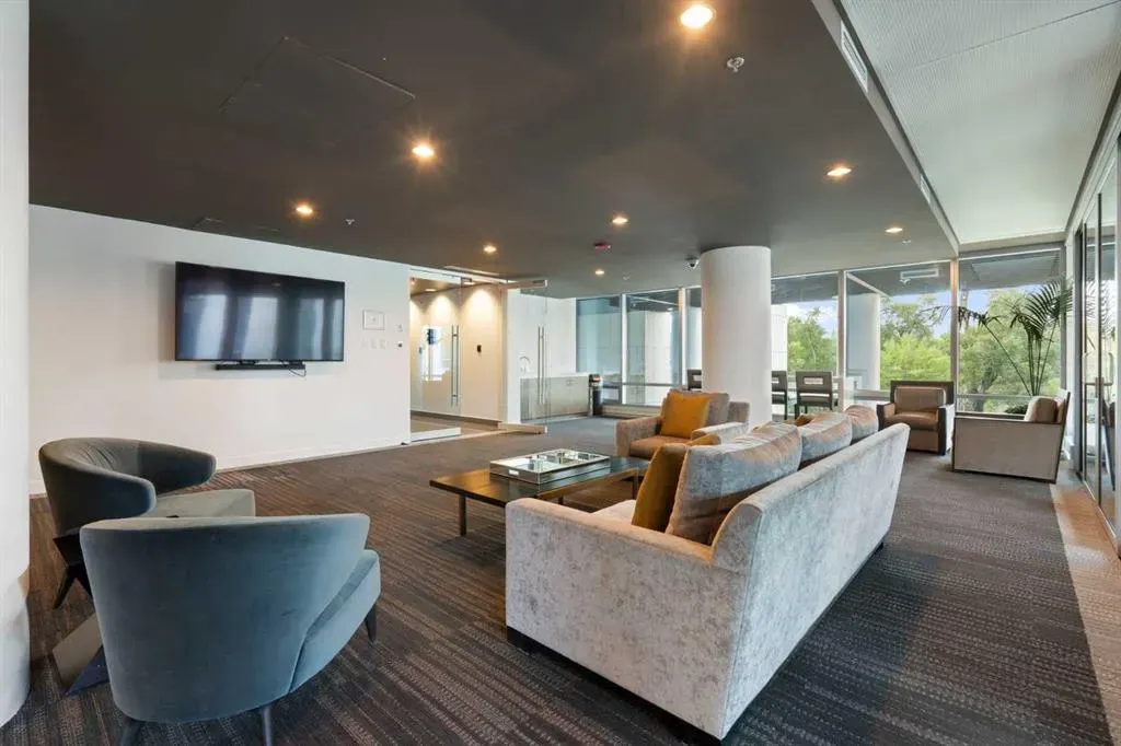 135 26 Avenue SW, #310