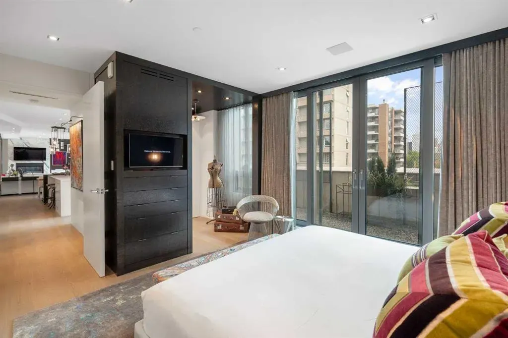 135 26 Avenue SW, #310