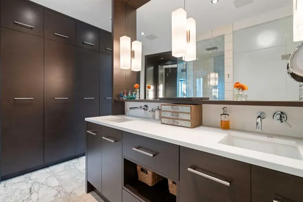 135 26 Avenue SW, #310