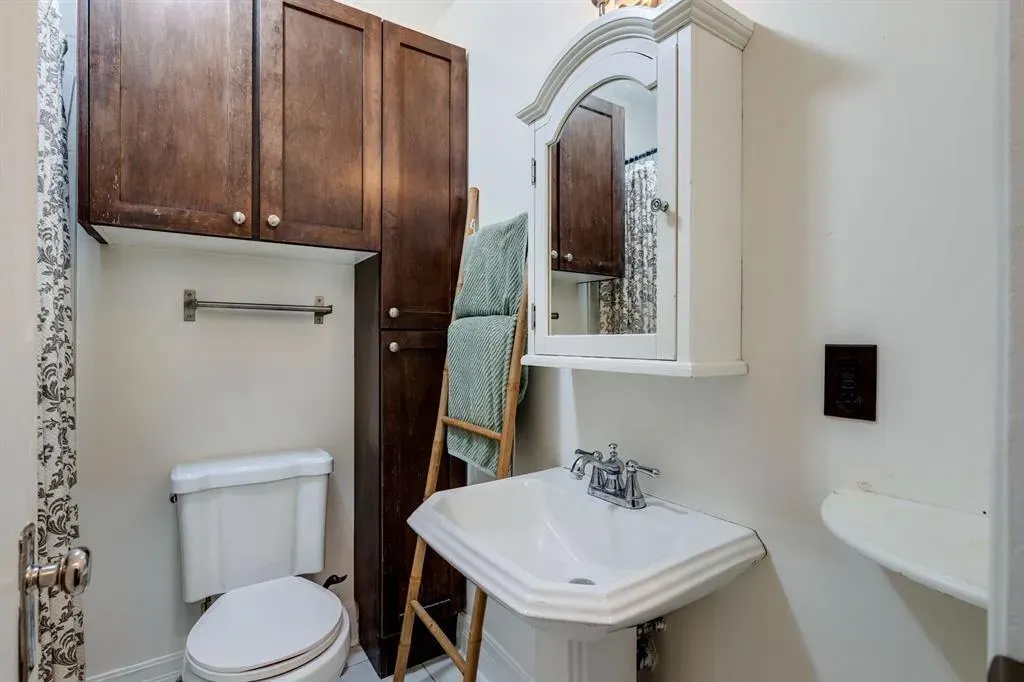 330 19 Avenue SW, #26