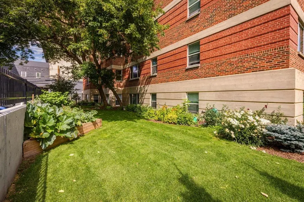 330 19 Avenue SW, #26