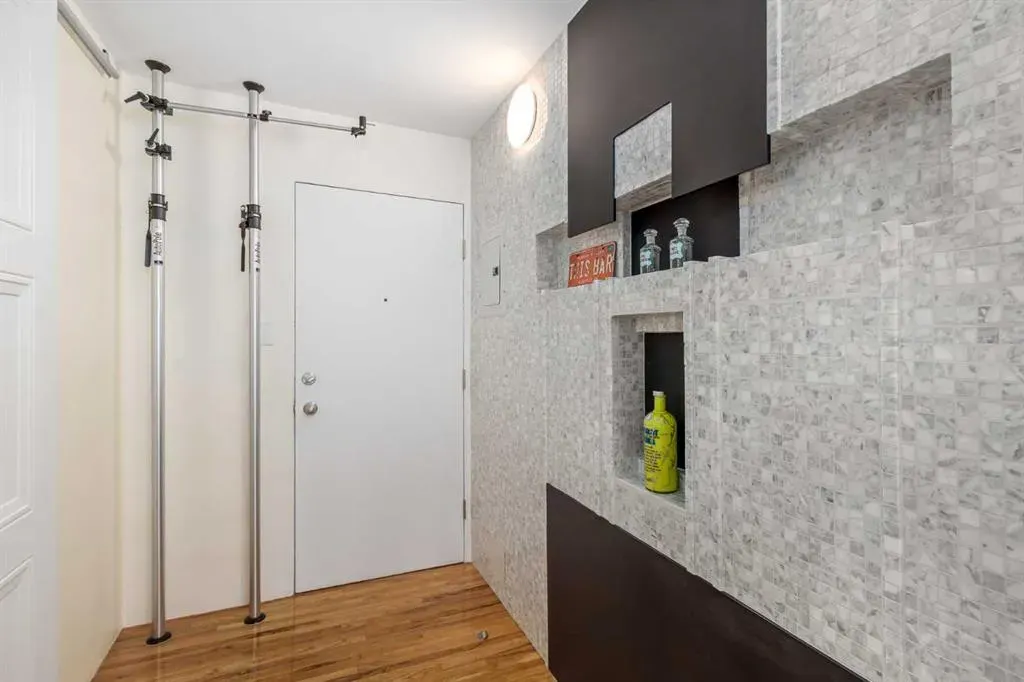 112 23 Avenue SW, #306