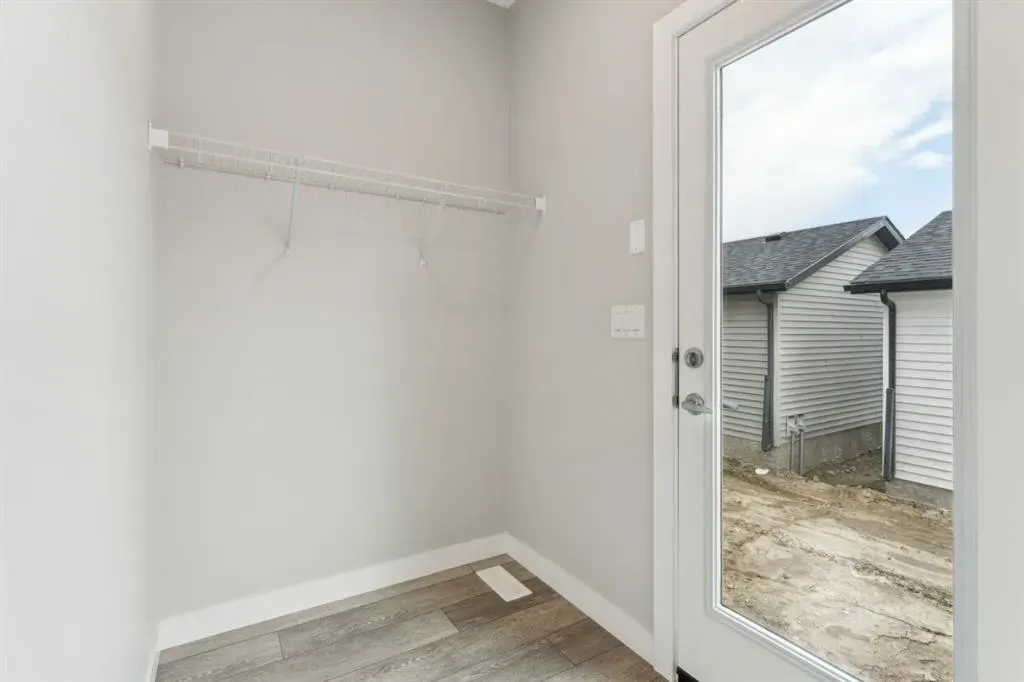 16 Alderwood Close SE