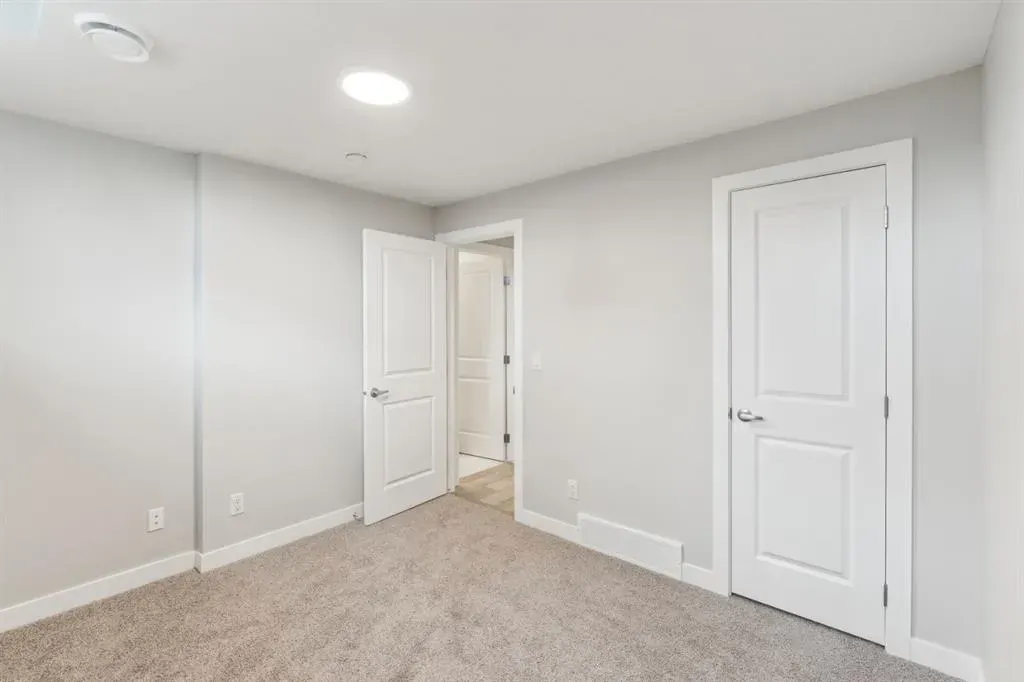16 Alderwood Close SE