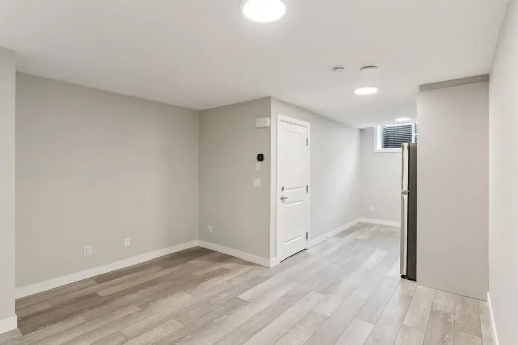 16 Alderwood Close SE