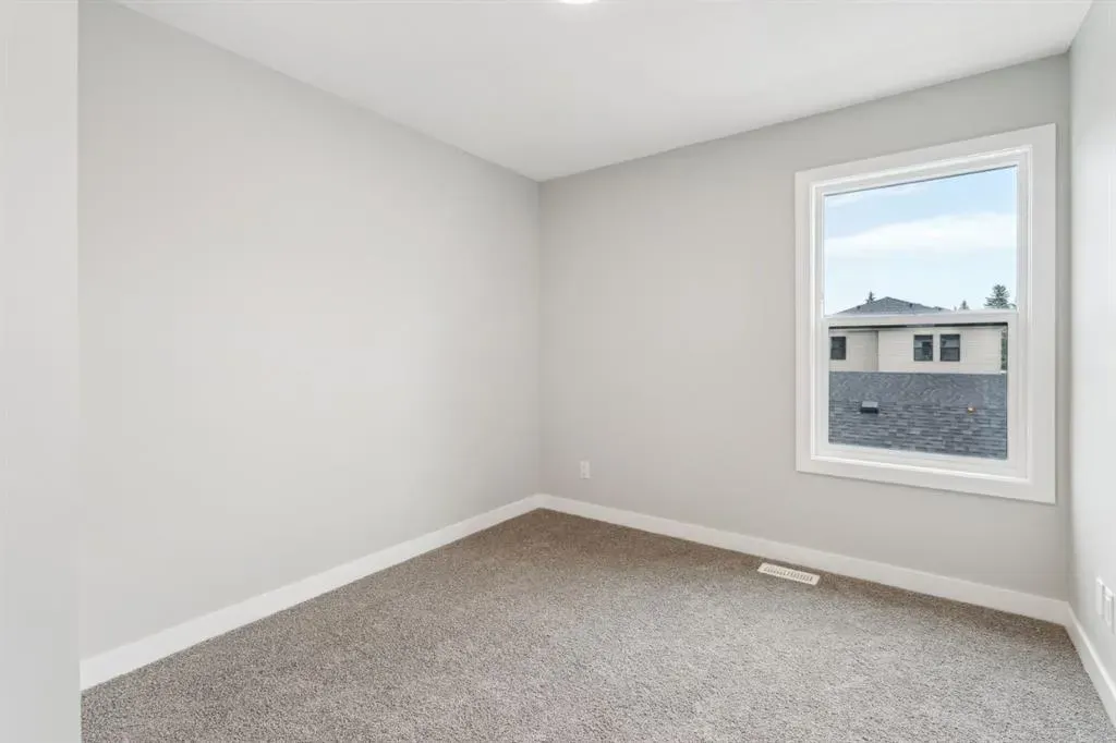 16 Alderwood Close SE