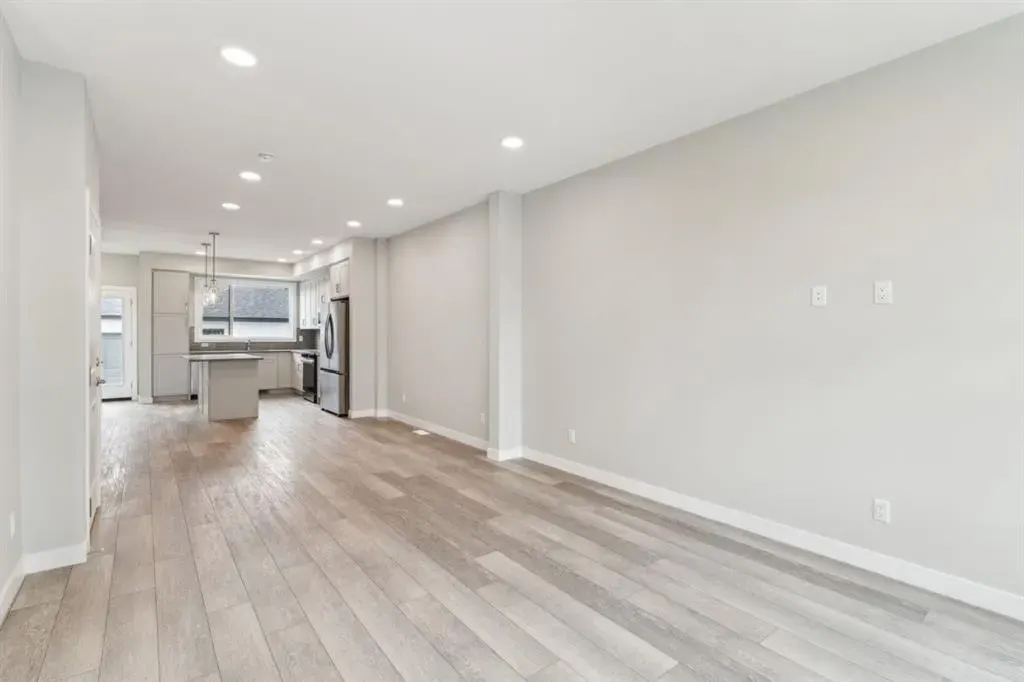 16 Alderwood Close SE